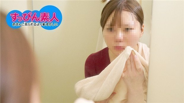 可爱素人娘的裸体 - 小穴和屁股都无毛水润！